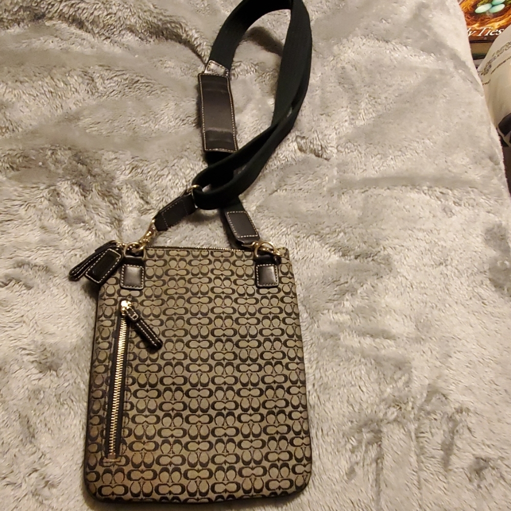 Coach tote - Picture 4 of 5